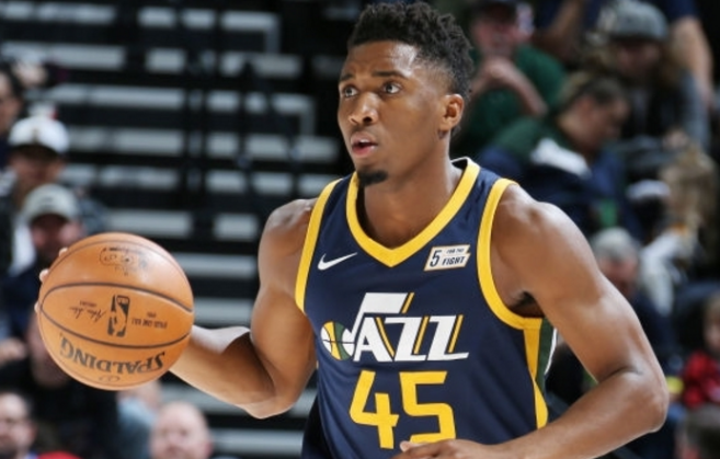 的外线三分 的外线三分