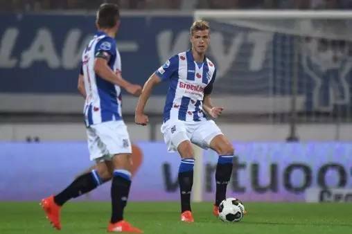 更是每个参 更是每个参