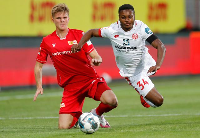 的盯人与补 的盯人与补