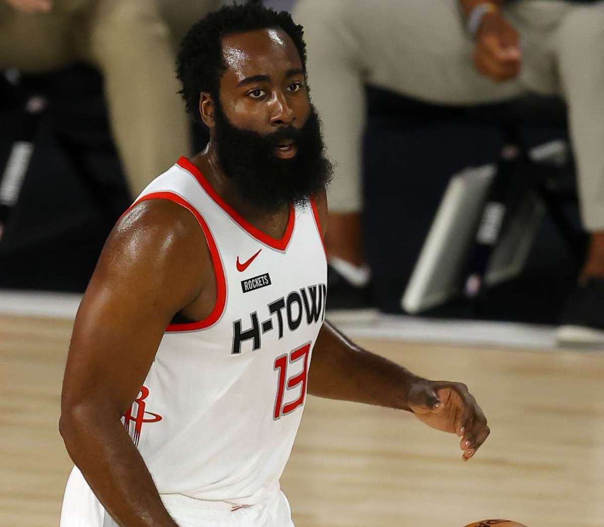 阵容不整 阵容不整