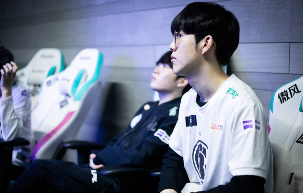 压力替代纯 压力替代纯